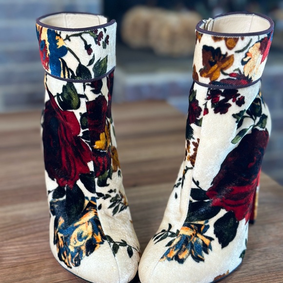 Christian Louboutin Moulamax floral booties - Picture 5 of 10